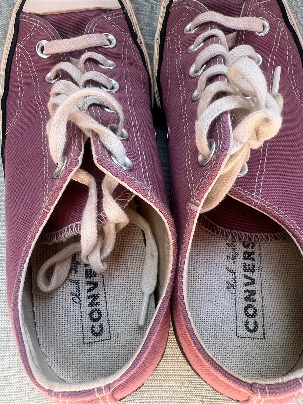 Converse Low-Top Canvas Sneakers in Dusty Rose